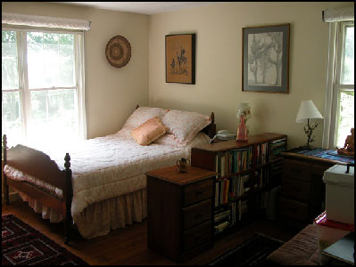 Birdsong B&B of Amherst - The Peace Room